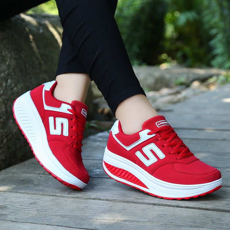 Ladies New Balance Walking Sneakers with ergonomic rocking sole and relieving midsole Mune Fashion