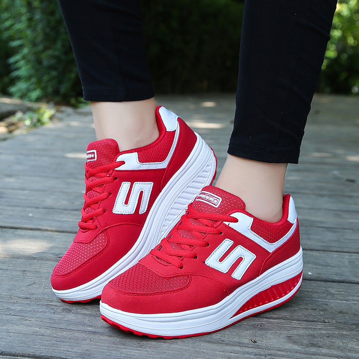 Ladies New Balance Walking Sneakers with ergonomic rocking sole and relieving midsole Mune Fashion