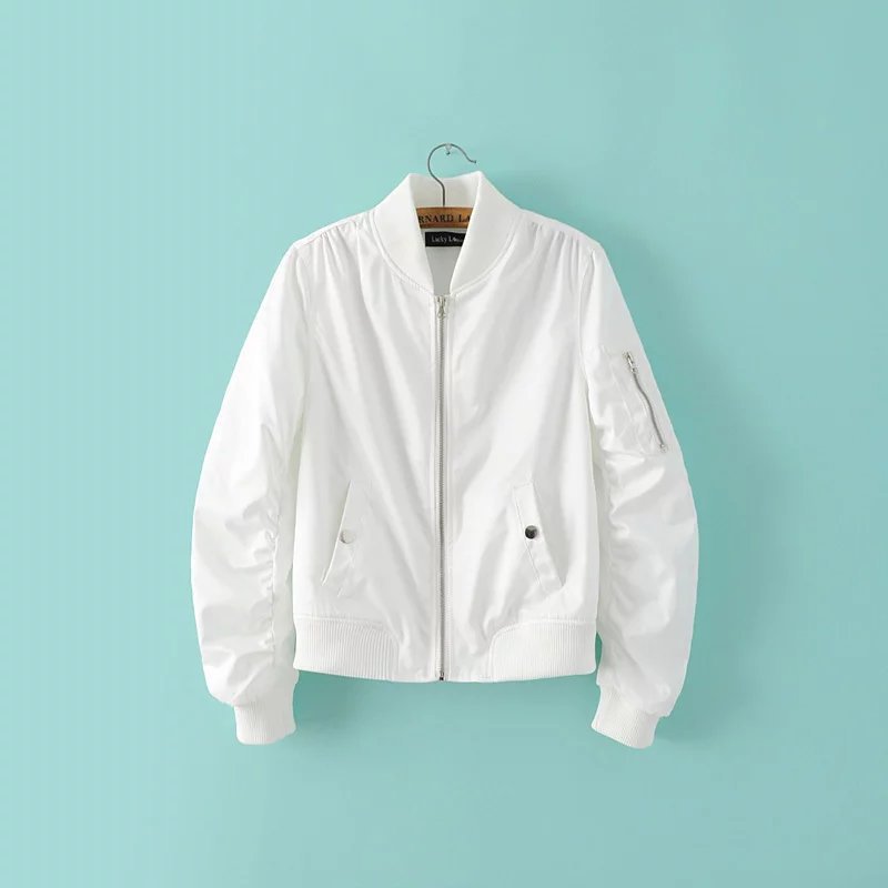 Men's short bomber jacket with thermal quilted insulation, zipper, and arm pocket Mune Fashion