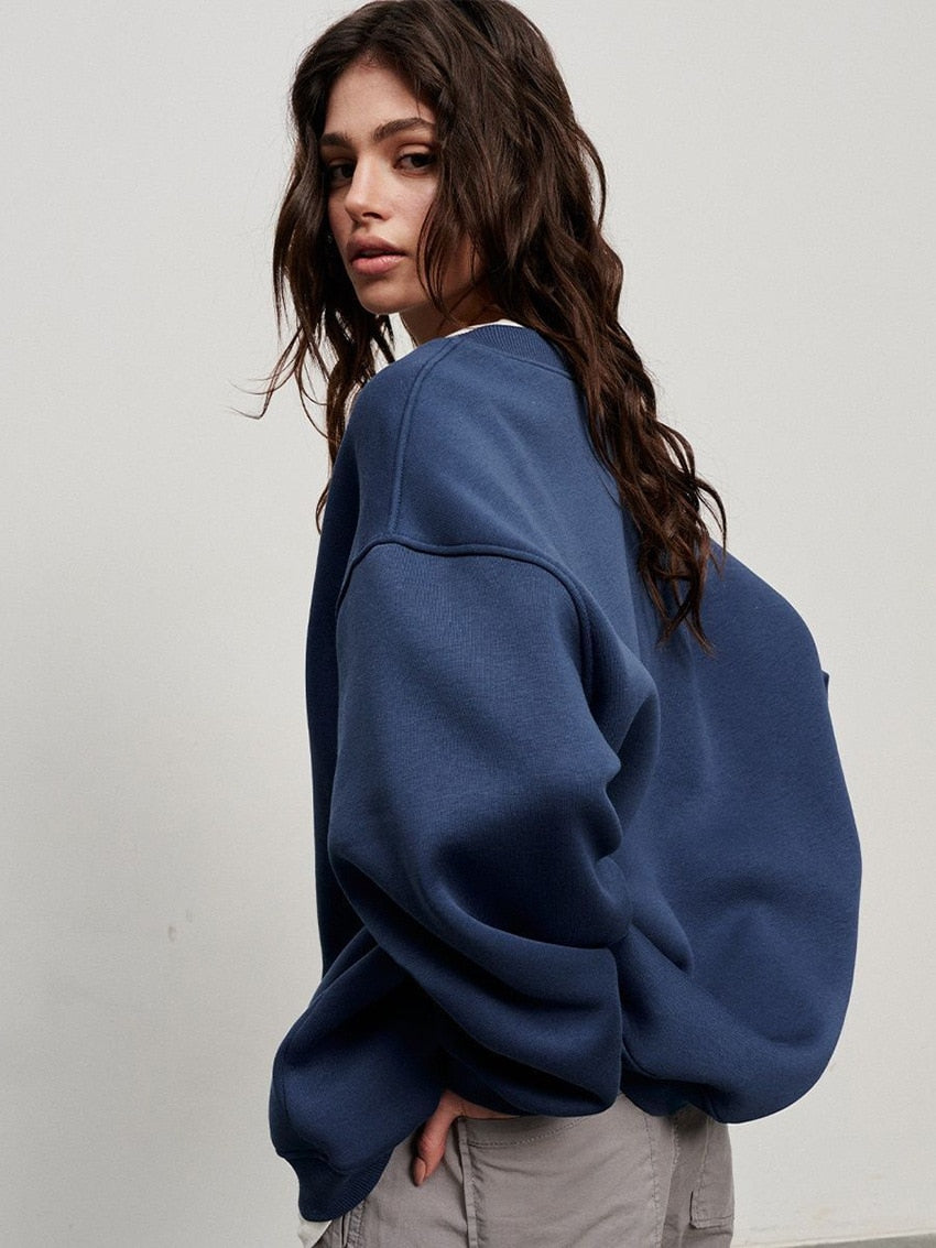 Mune | Women's Oversized Sweatshirt In Solid Color Design