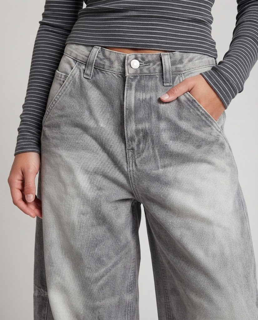 Ladies floor-length palazzo denim jeans with balloon-shaped leg and soft used-fade Mune Fashion