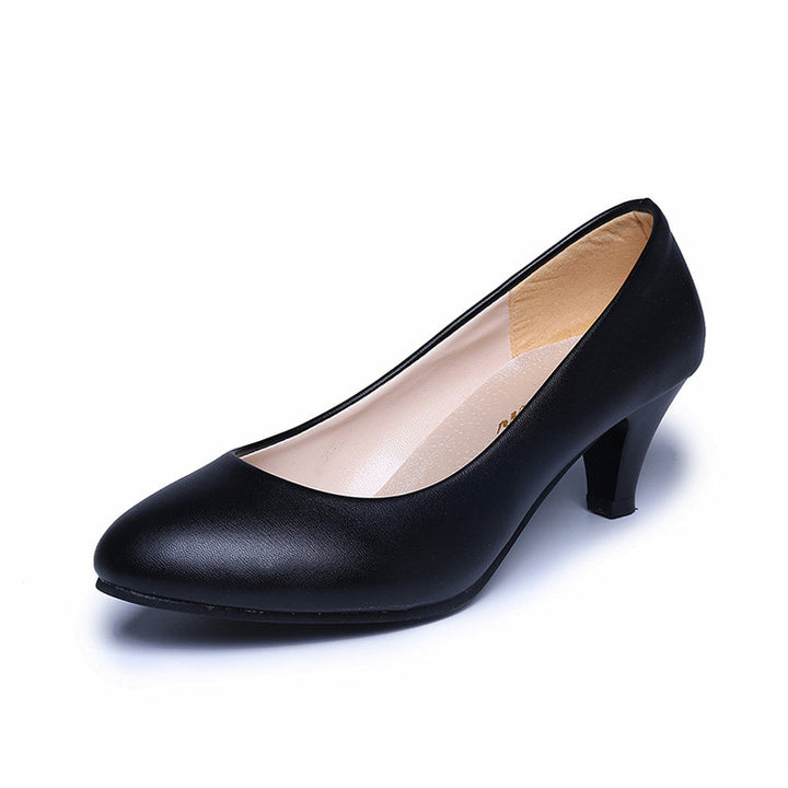 Women's classic pumps with low kitten heel and cushioned comfort insole Mune Fashion