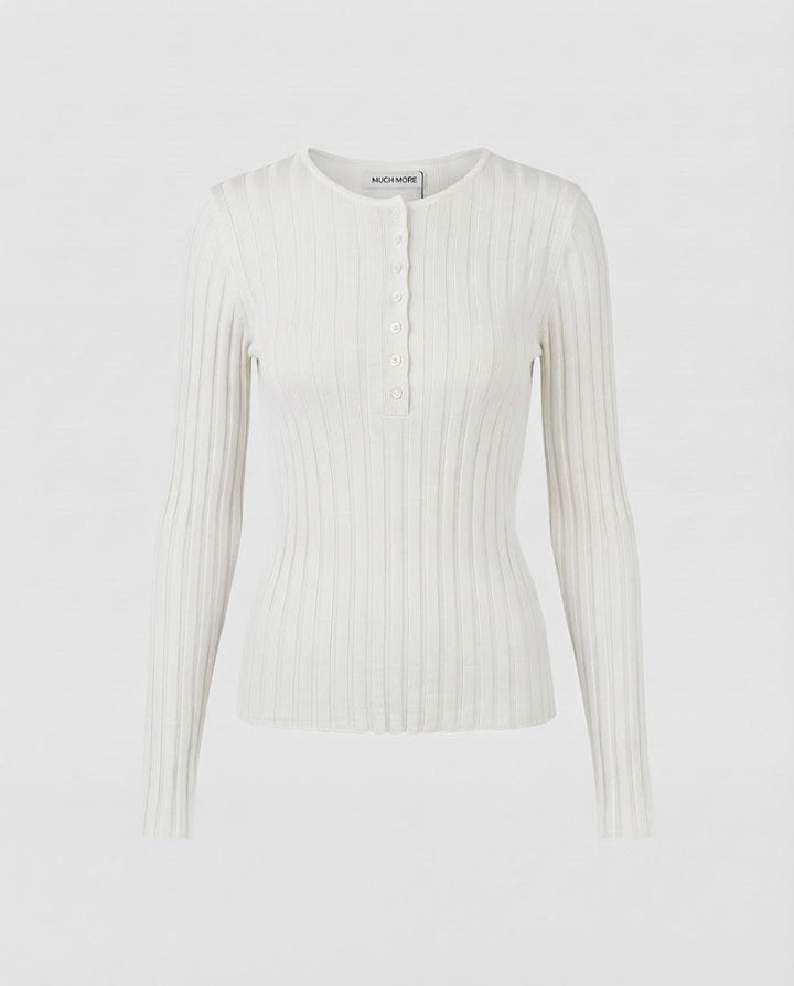 Women's fitted ribbed Henley long sleeve made of fine knit Mune Fashion