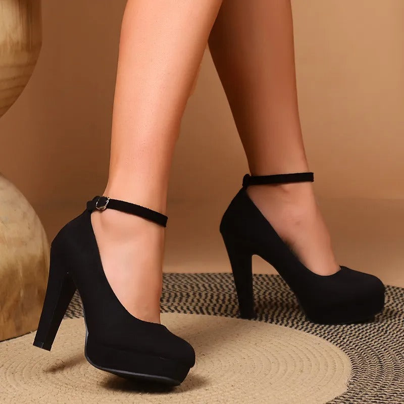 Mune Fashion | Elegant and Seductive High Heeled Shoes