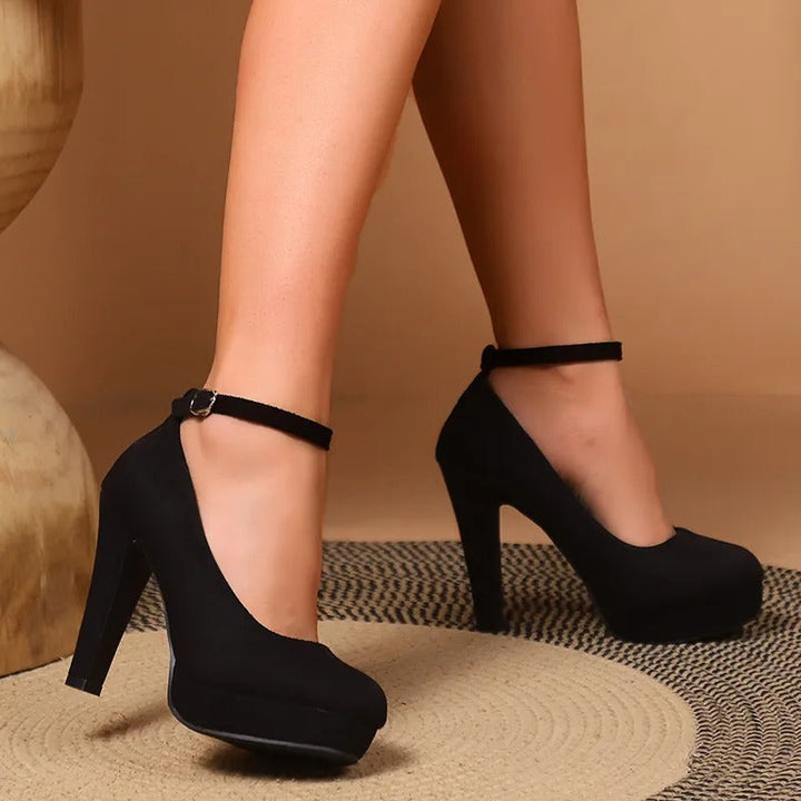Mune Fashion | Elegant and Seductive High Heeled Shoes
