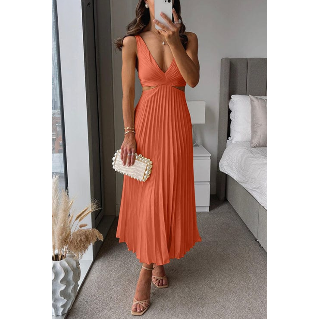 PLEATED DRESS WITH NECKLINE