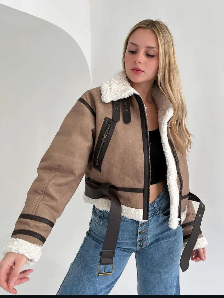 Mune | Sheepskin Jacket - Short Model - Oversized Fit - Warm Wool Lining - Zip Closure