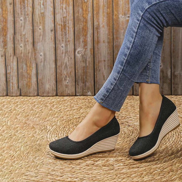 Casual wedge shoes
