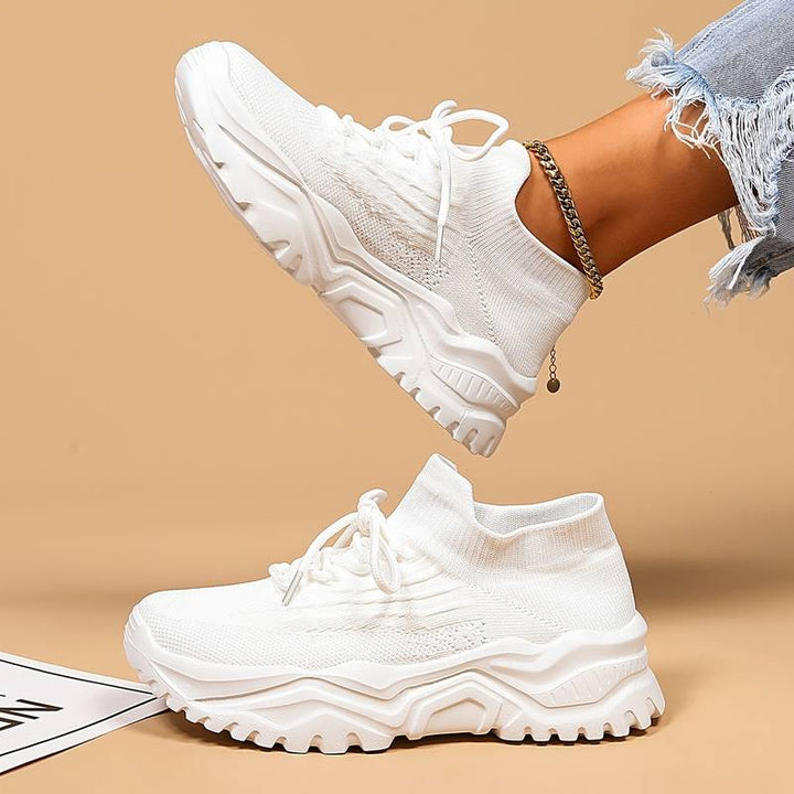 Mune | Orthopedic Shoes with Additional Support for The Feet