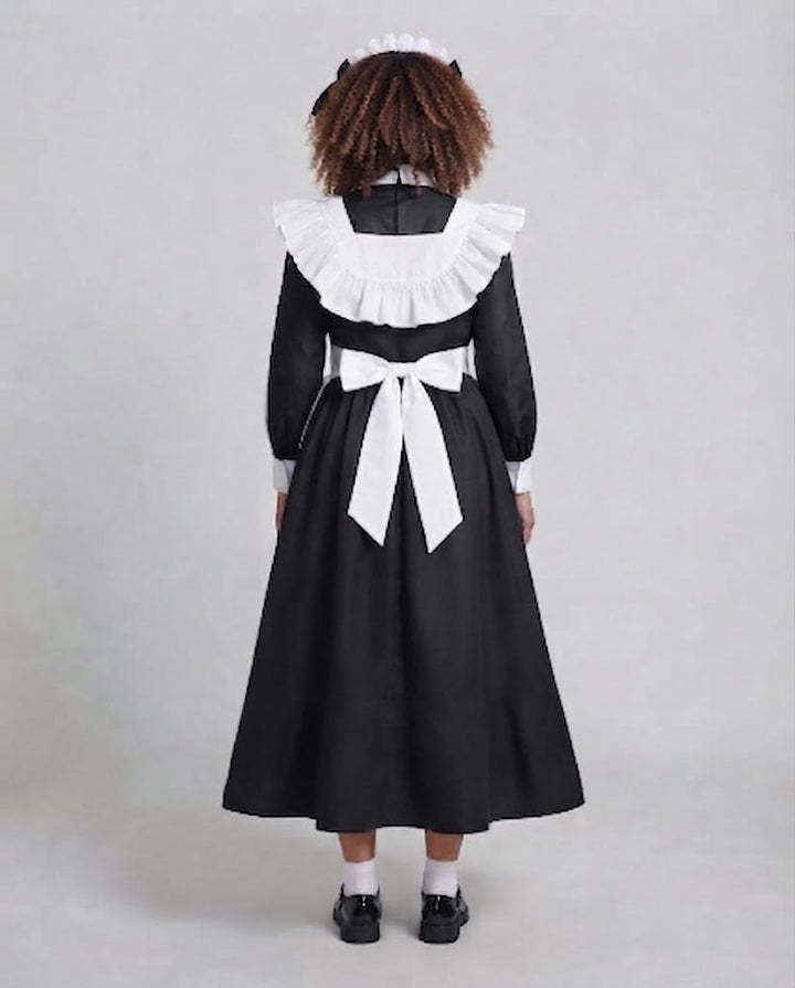 Women's costume dress with ruffle details and elegant accessories Mune Fashion