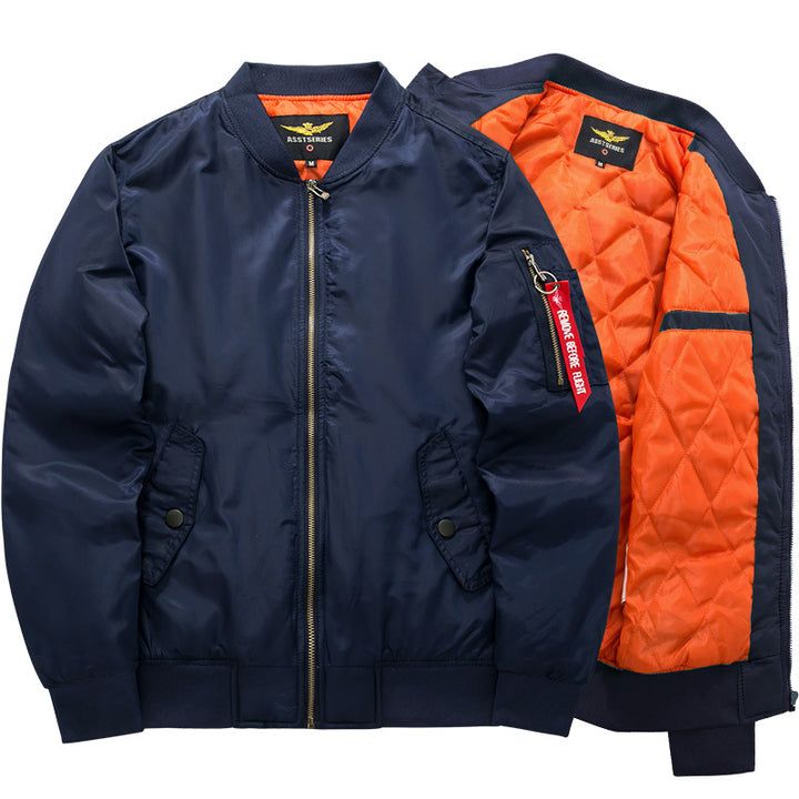 Men's coat made of lightweight, water-repellent nylon with ribbed collar, cuffs, hem, and sleeve zipper Mune Fashion