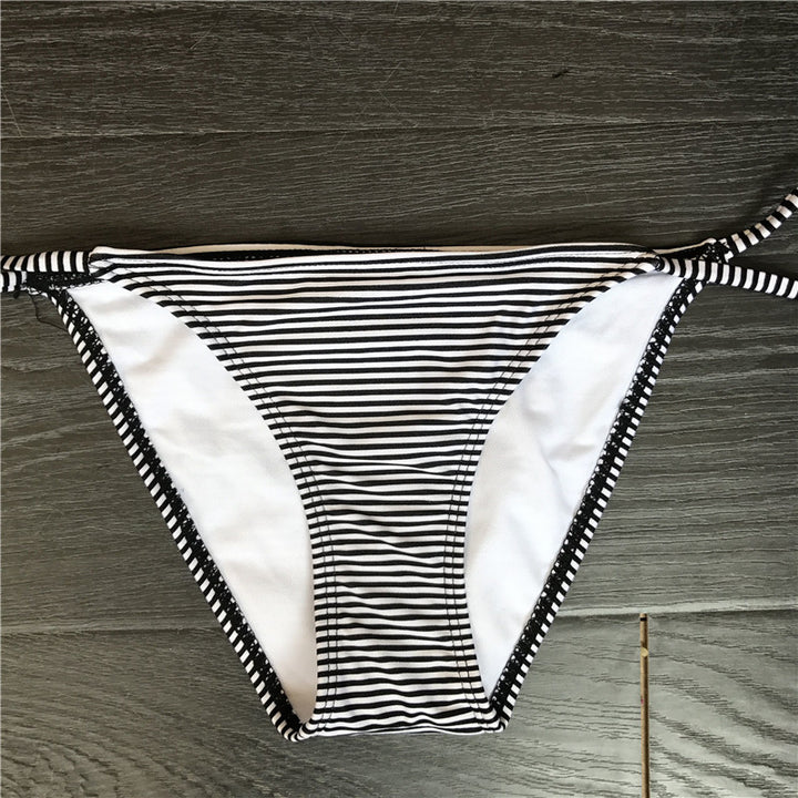 Women's triangle bikini set with classic stripe pattern Mune Fashion