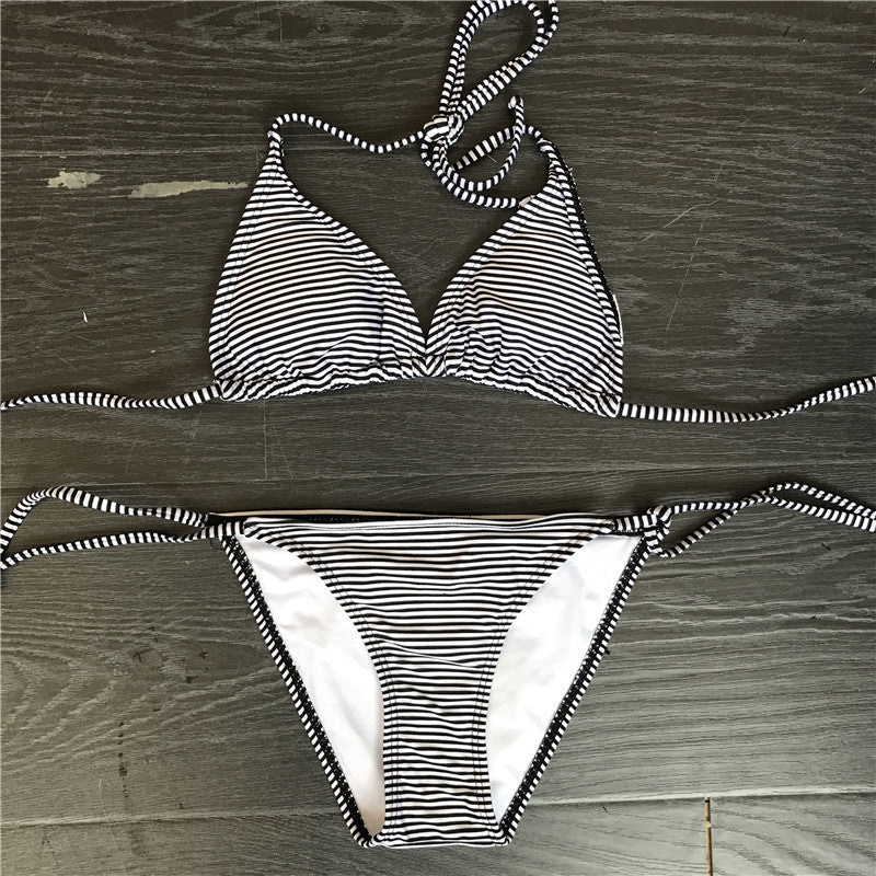 Women's triangle bikini set with classic stripe pattern Mune Fashion