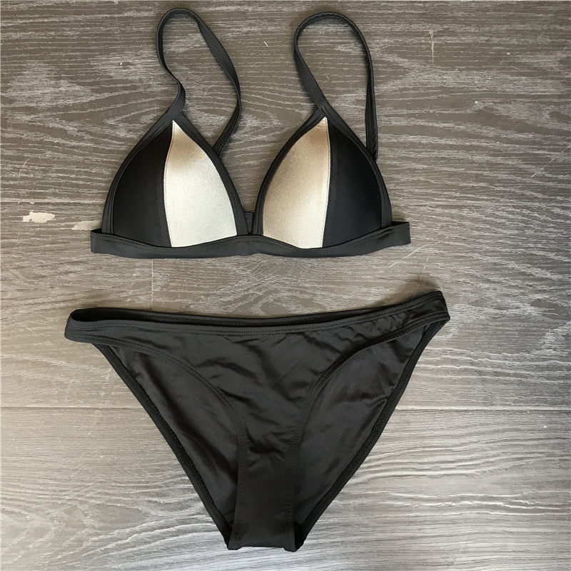 Women's Triangle Bikini Set with Fashionable Contrast Mune Fashion