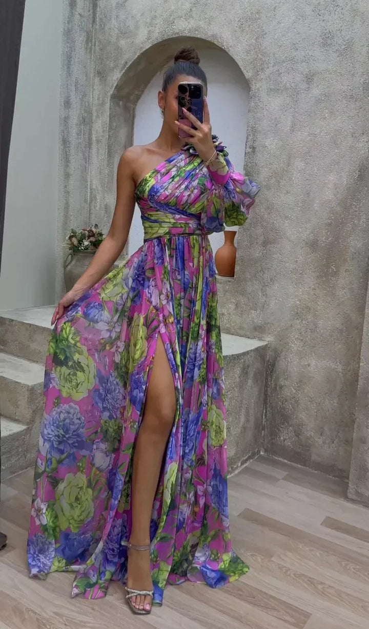 Mune | Elegant Flowy Shoulder Dress for Summer Events