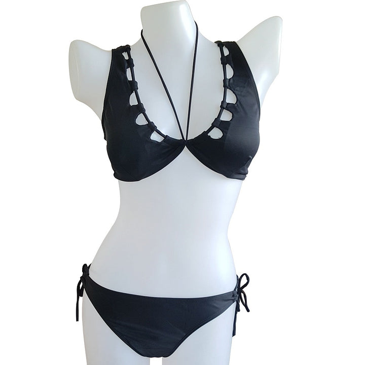 Women's Triangle Bikini with Deep V-Neck and Lacing Details Mune Fashion