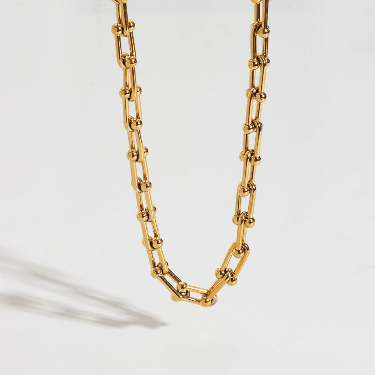 Mune | Horseshoe Necklace U Shaped Clasp Thick Chain
