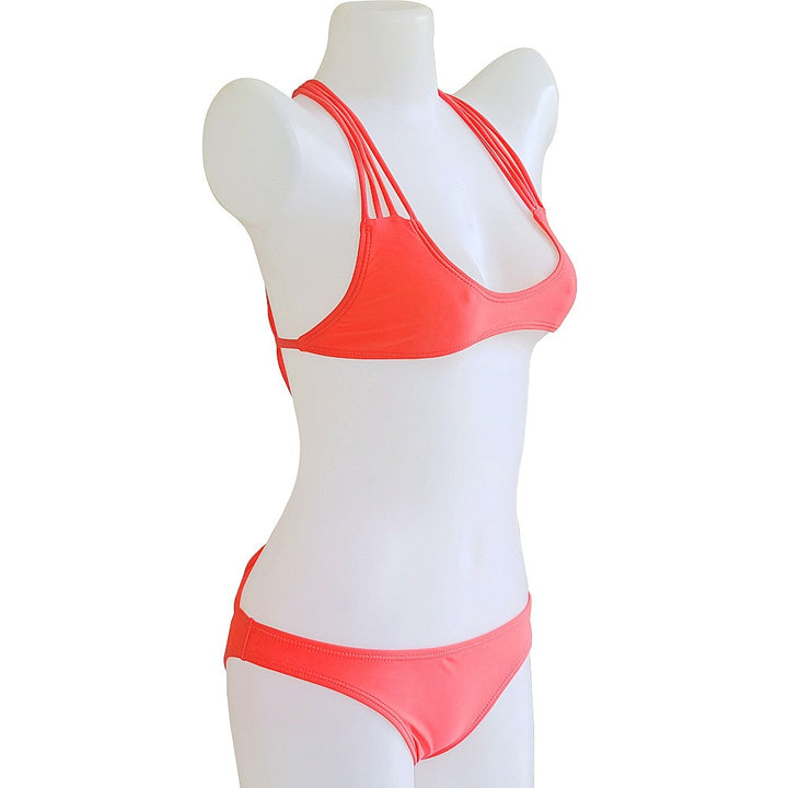 Women One-Piece Swimsuit with Sophisticated Cross-Back Design Mune Fashion