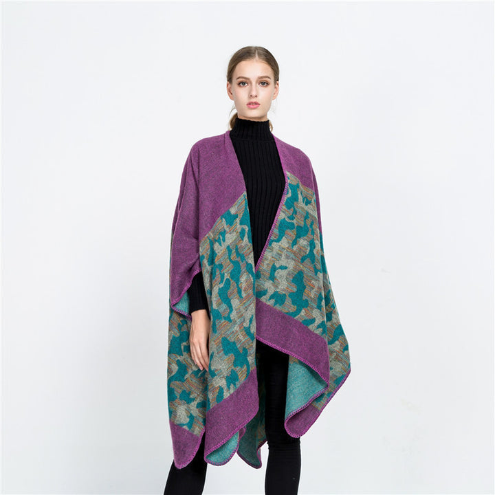 Ladies Oversize Ruana Cape made of wool blend with geometric jacquard trim Mune Fashion
