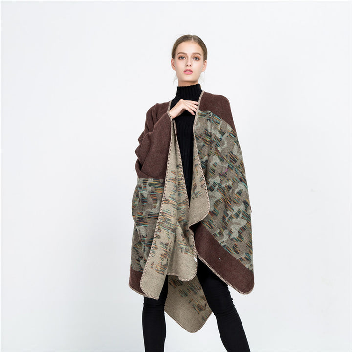 Ladies Oversize Ruana Cape made of wool blend with geometric jacquard trim Mune Fashion