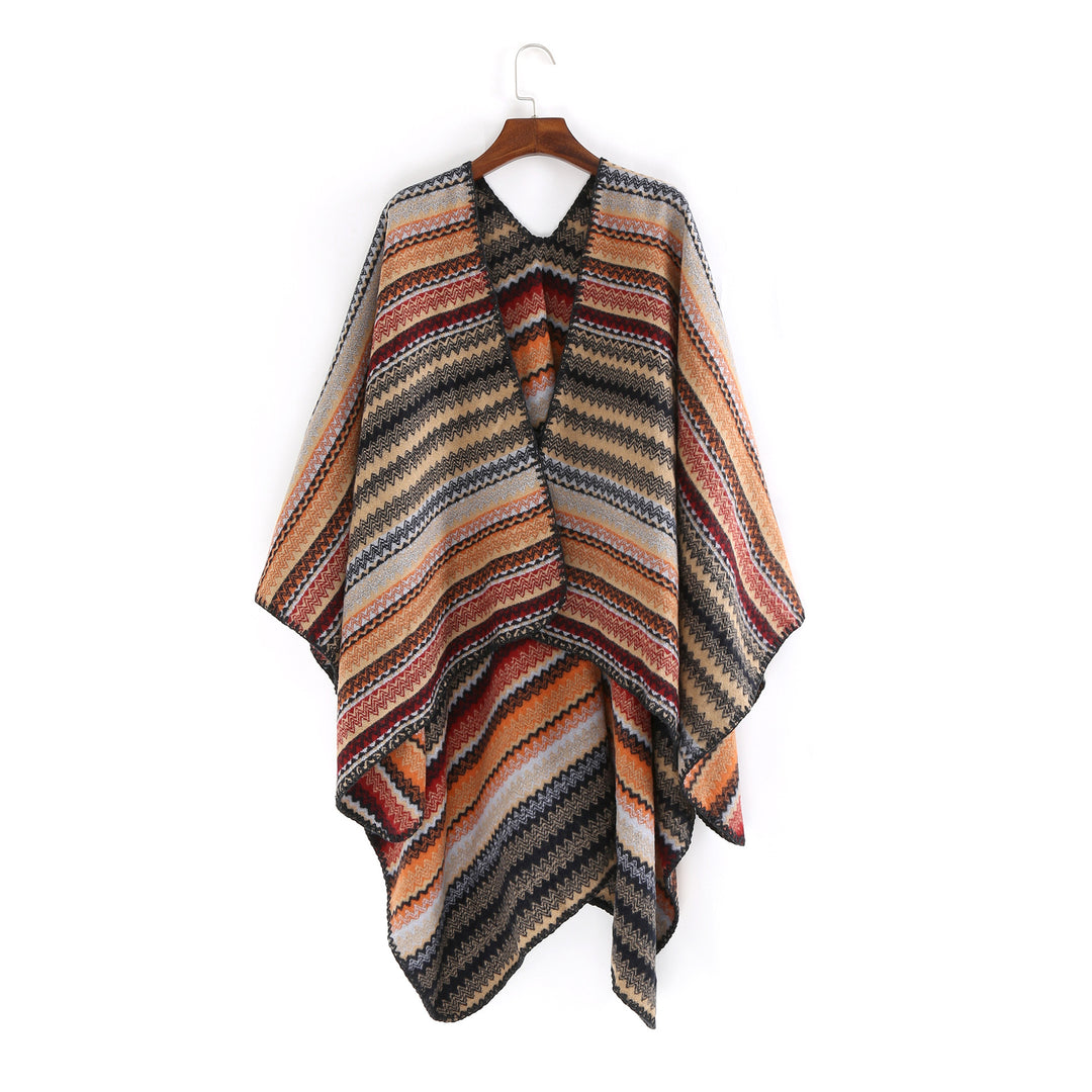 Women's oversized knitted ruana in jacquard zigzag with crocheted edge Mune Fashion