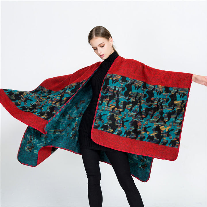 Ladies Oversize Ruana Cape made of wool blend with geometric jacquard trim Mune Fashion