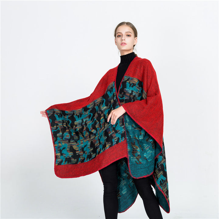 Ladies Oversize Ruana Cape made of wool blend with geometric jacquard trim Mune Fashion