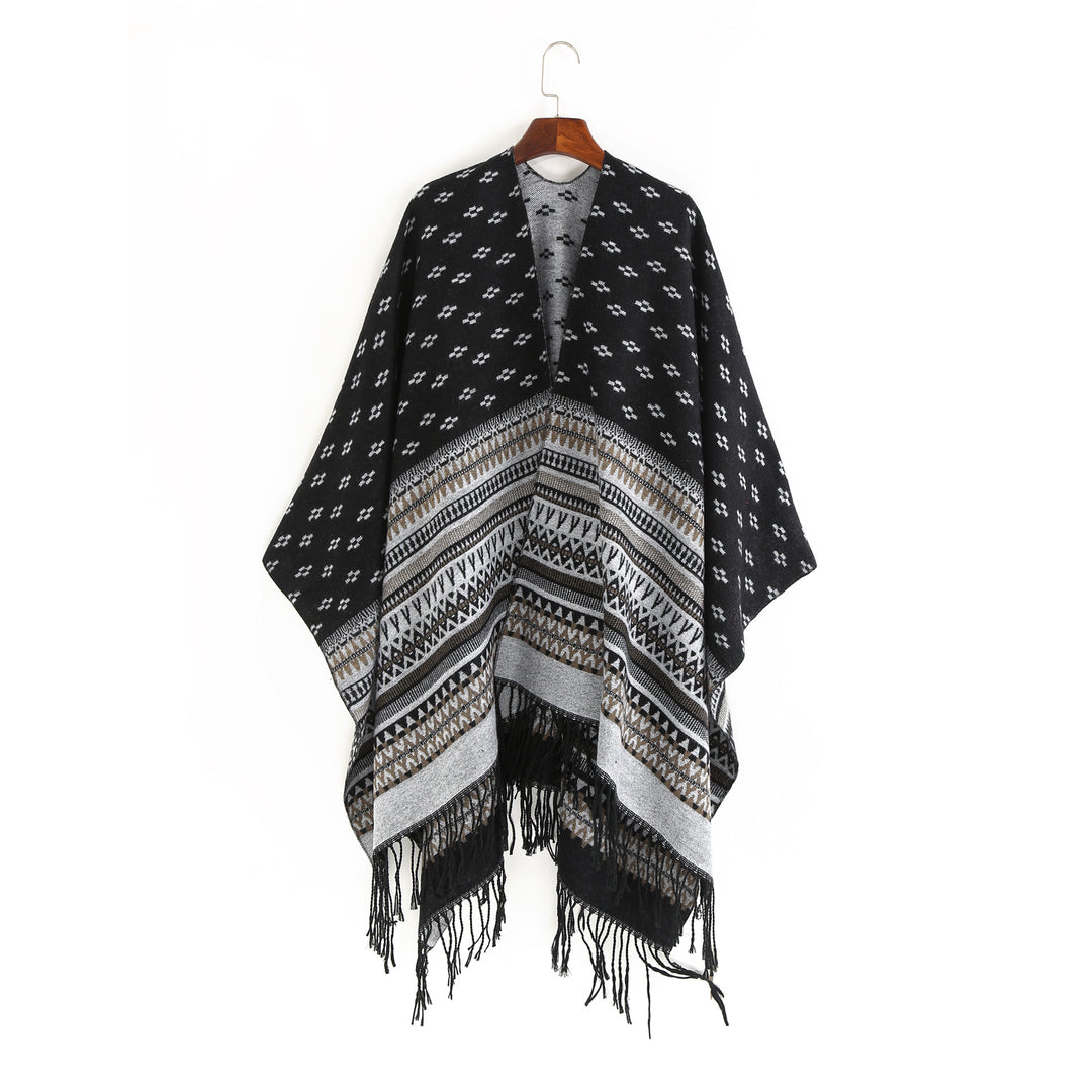 Women's Ruana Poncho with Jacquard pattern, fringes, and soft wool mix Mune Fashion