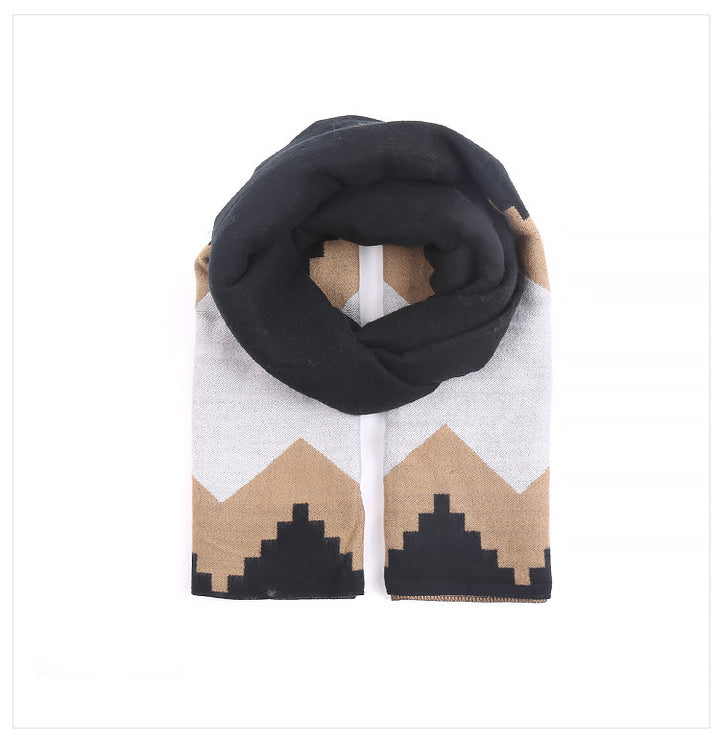 Women's oversized fine knit scarf with geometric jacquard and soft drape