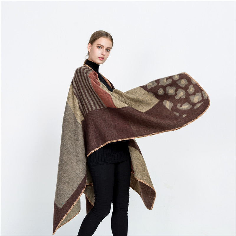 Women Oversize Ruana Poncho with Star Jacquard and Decorative Stitch Edge Mune Fashion