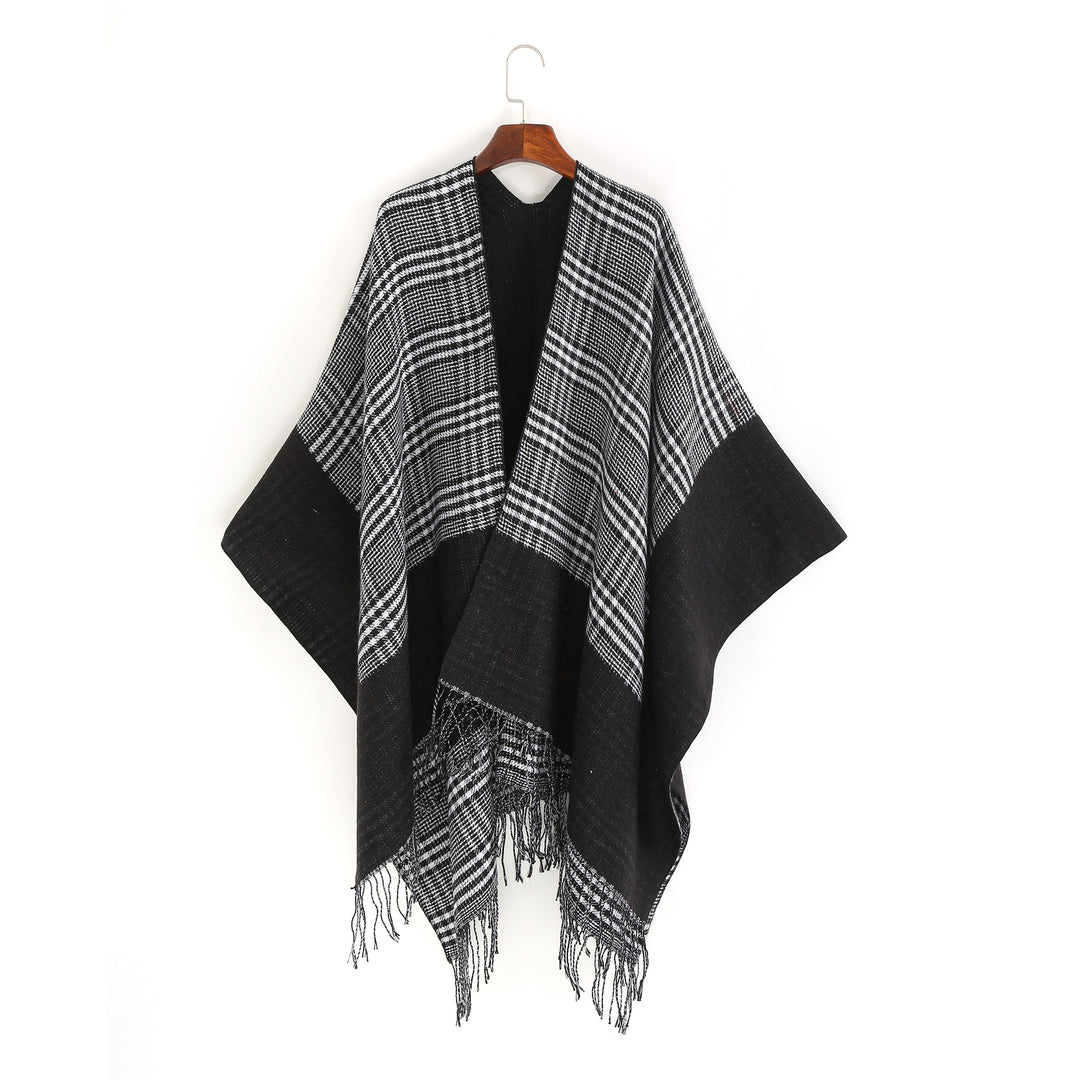 Women's Oversize Ruana with Glencheck Jacquard and Fringed Hem Mune Fashion
