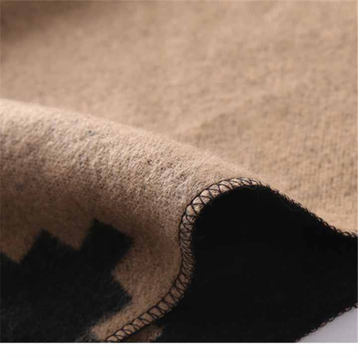 Women's oversized fine knit scarf with geometric jacquard and soft drape