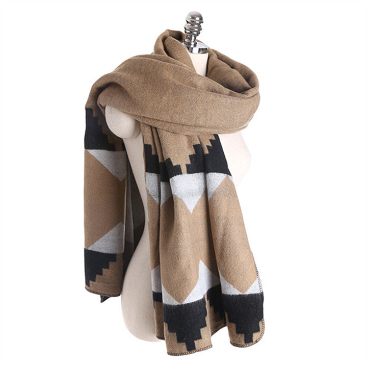 Women's oversized fine knit scarf with geometric jacquard and soft drape