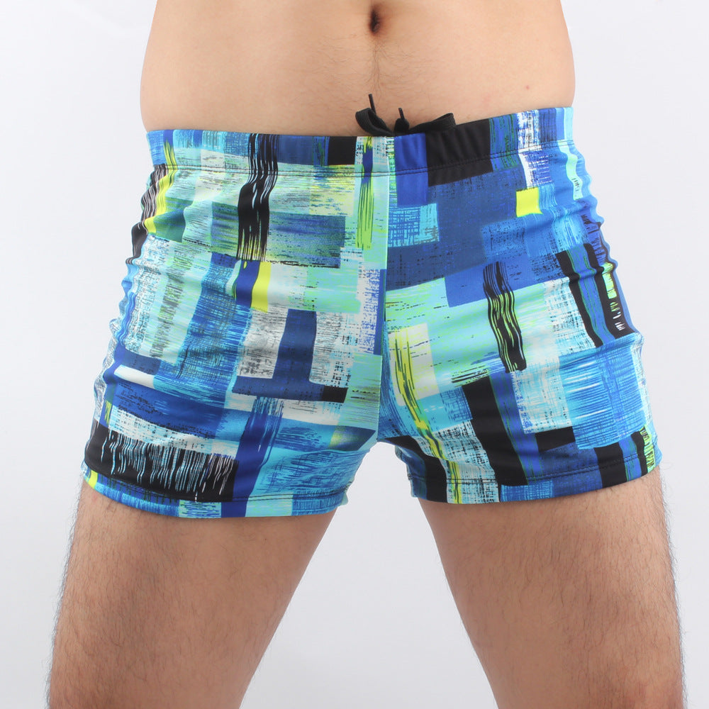 Men's sporty swim shorts with colorful pattern Mune Fashion
