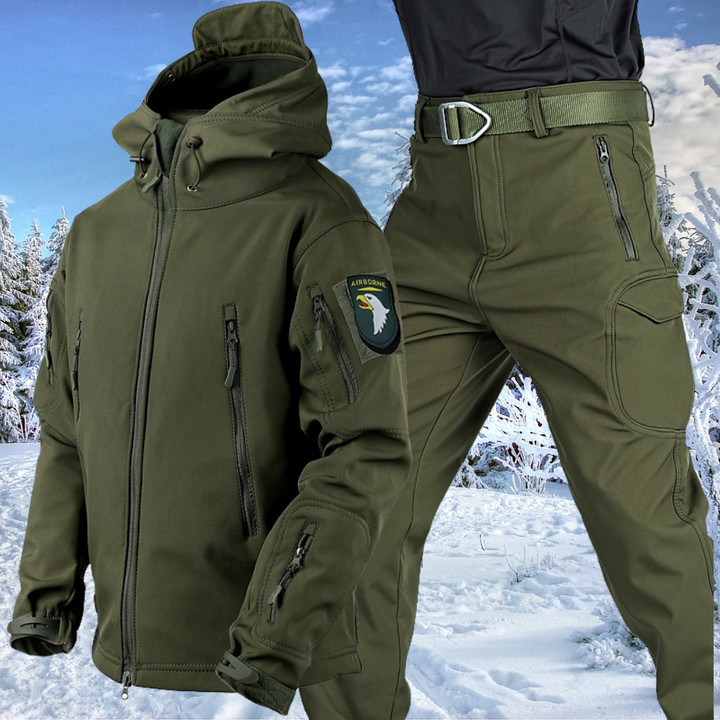 Mune | Outdoor Clothing Set for Style and Functionality in the Outdoors