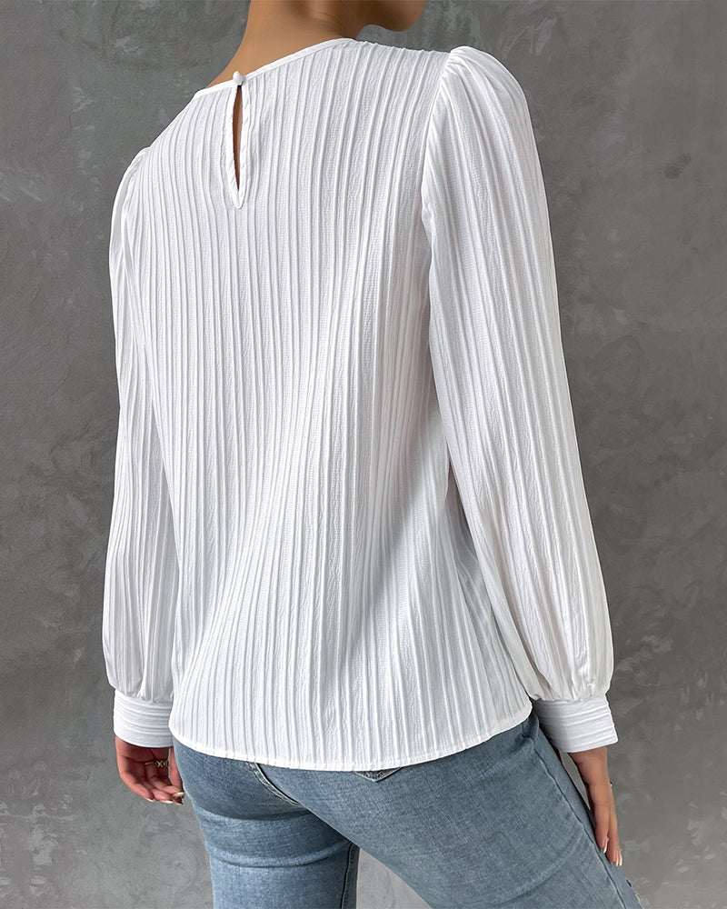 Mune | Elegant chemise with round neck