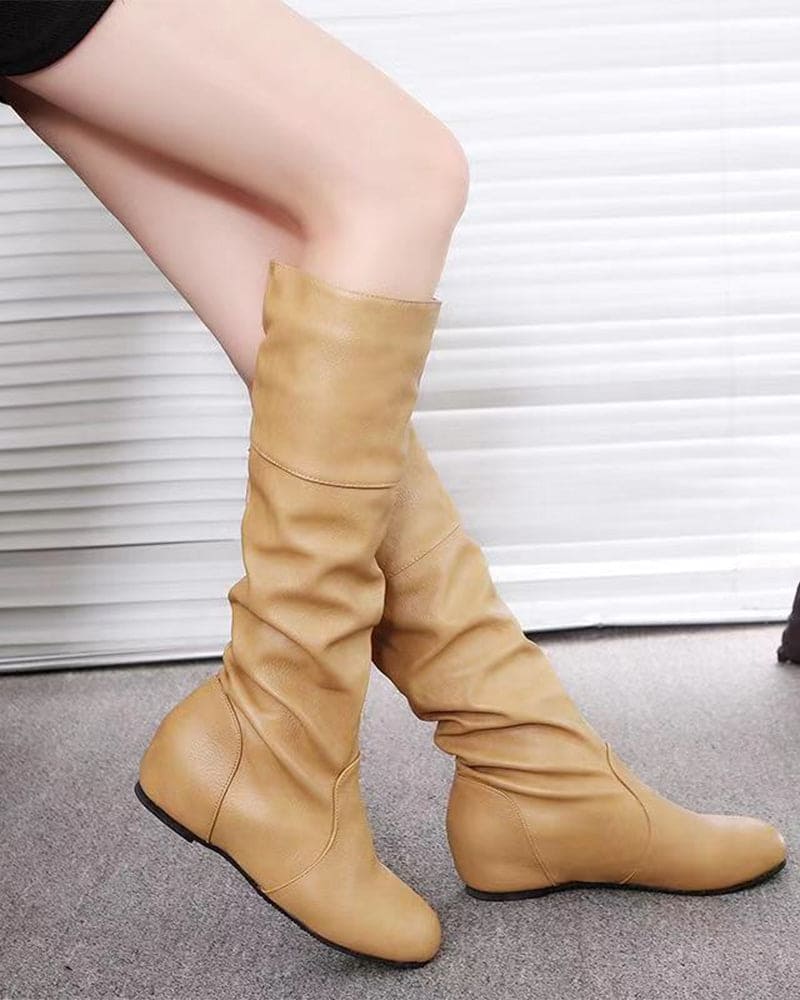 Mune | Flat Knee-High Boots with Pleats