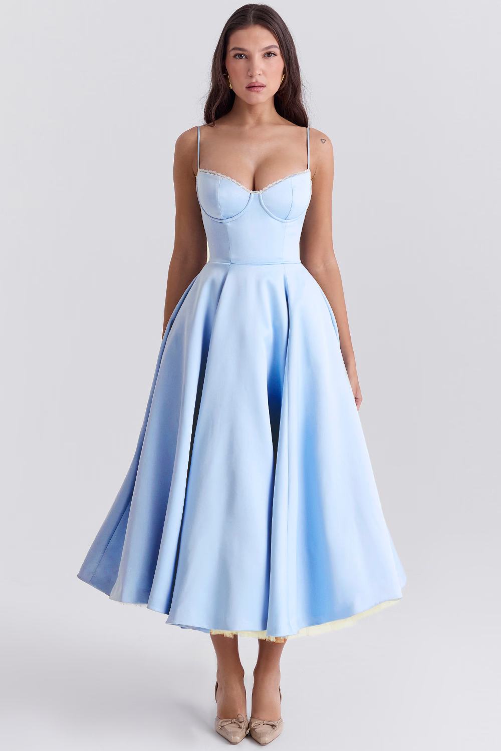 Mune | Elegant Cocktail Dress for Timeless Glamour