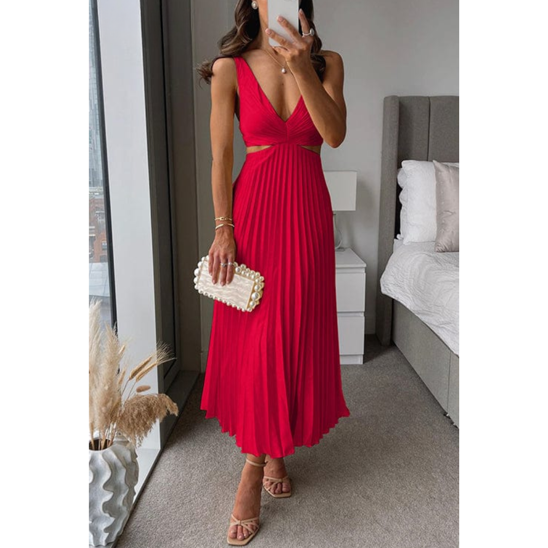 PLEATED DRESS WITH NECKLINE
