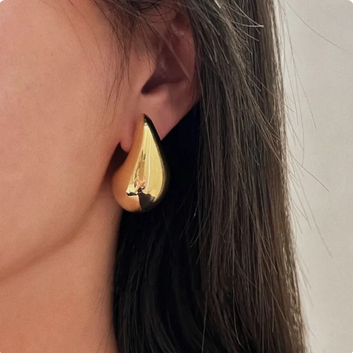 Drop earrings