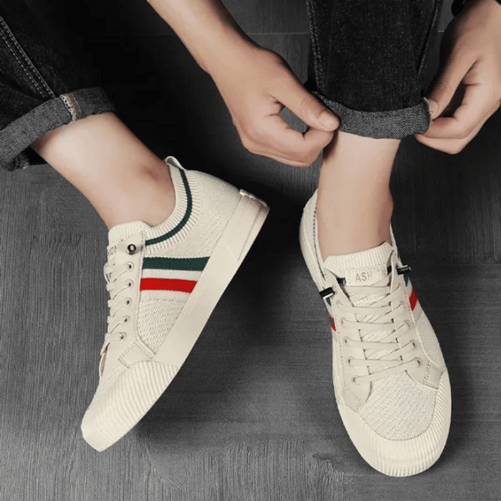 Breathable men's sneakers
