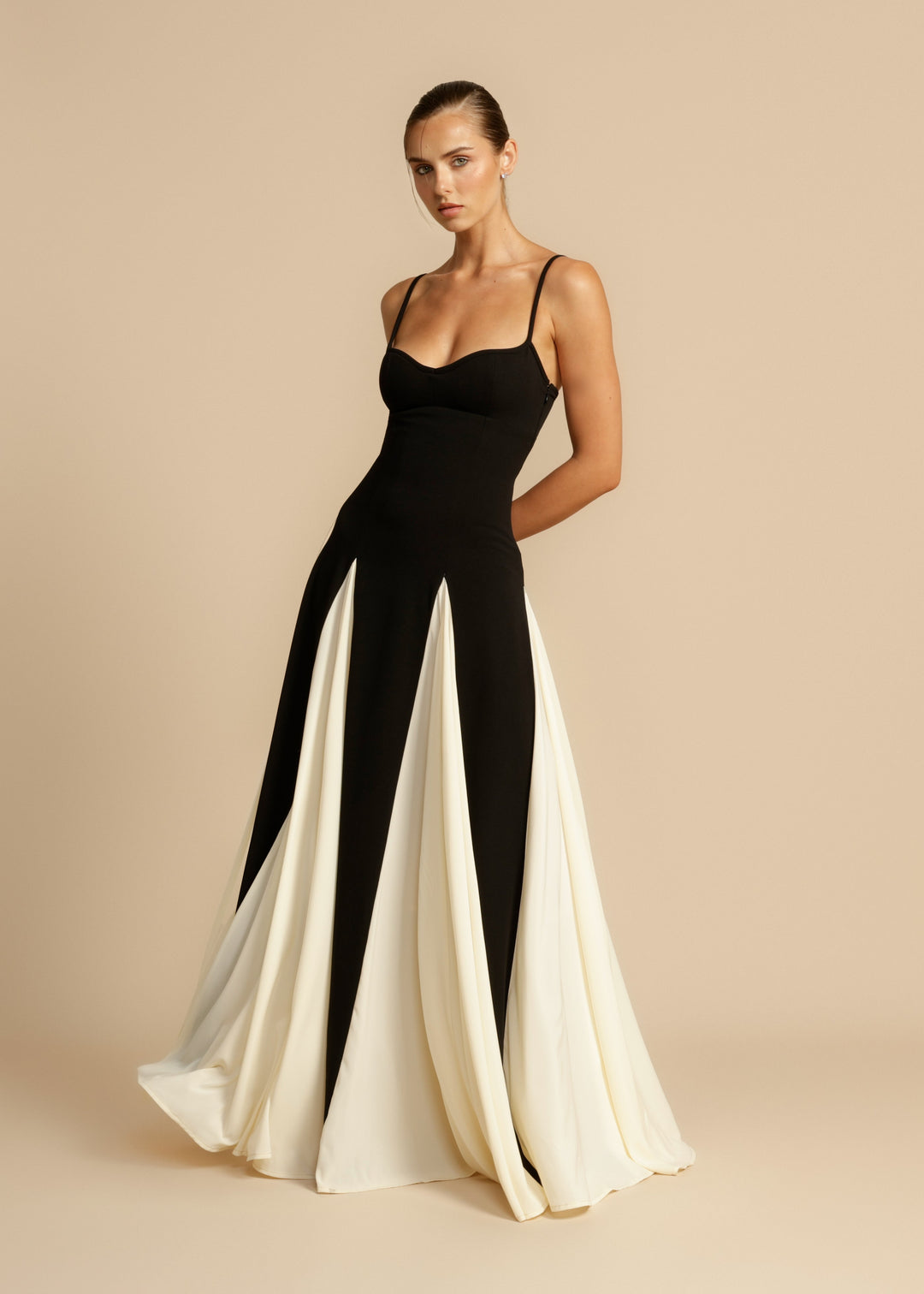 Spaghetti strap color block swing maxi dress