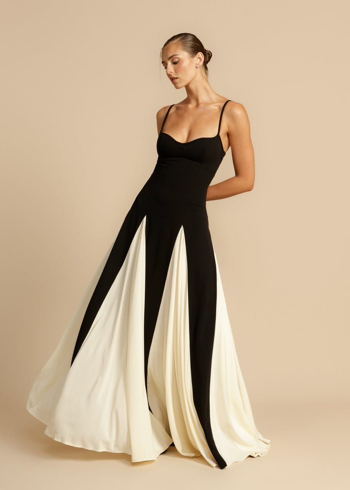 Spaghetti strap color block swing maxi dress