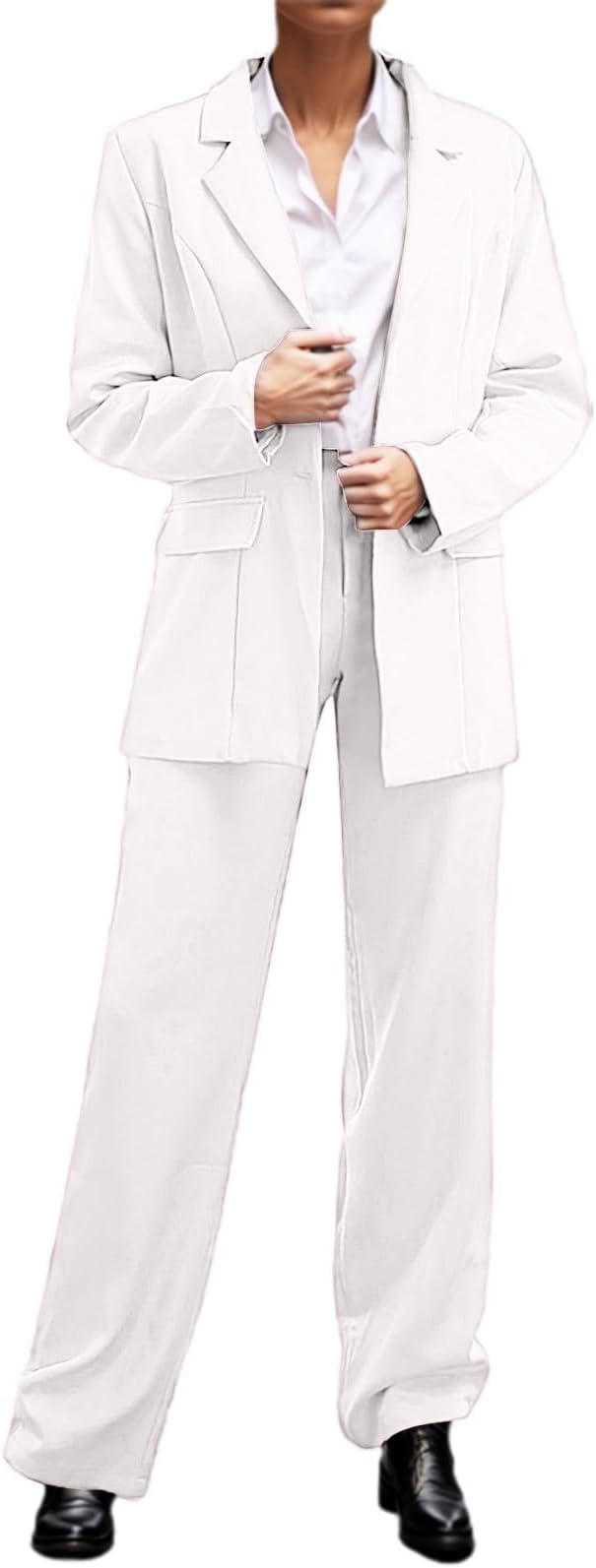 Mune Fashion | Elegant Ensemble Consisting of a Noble Blazer and Elegant Trousers