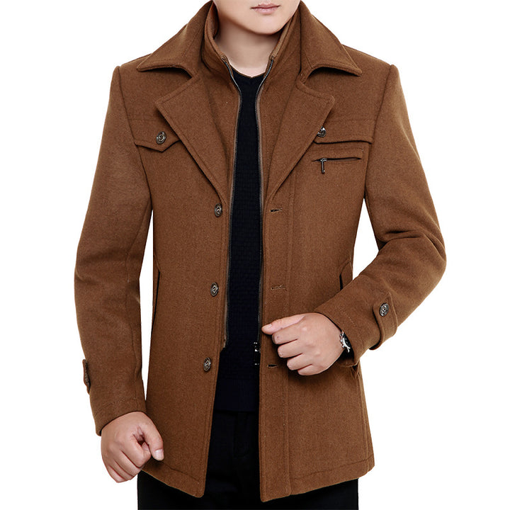 Men's short coat made of wool blend with double closure and lapel collar Mune Fashion