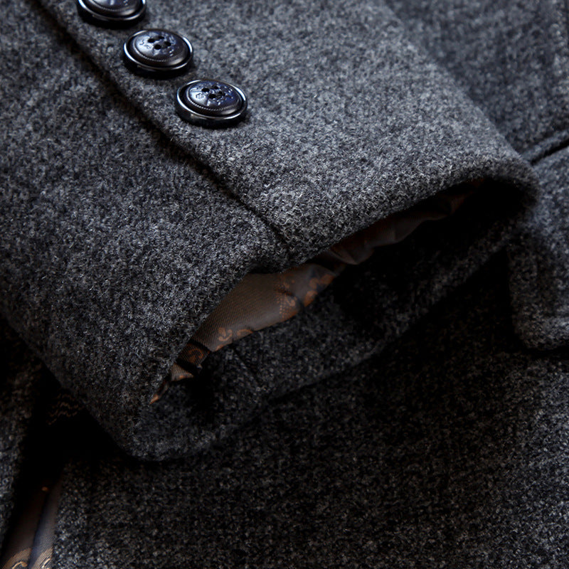 Men's Slim-Fit Wool Blend Short Coat with Fine Texture and Flap Pockets Mune Fashion
