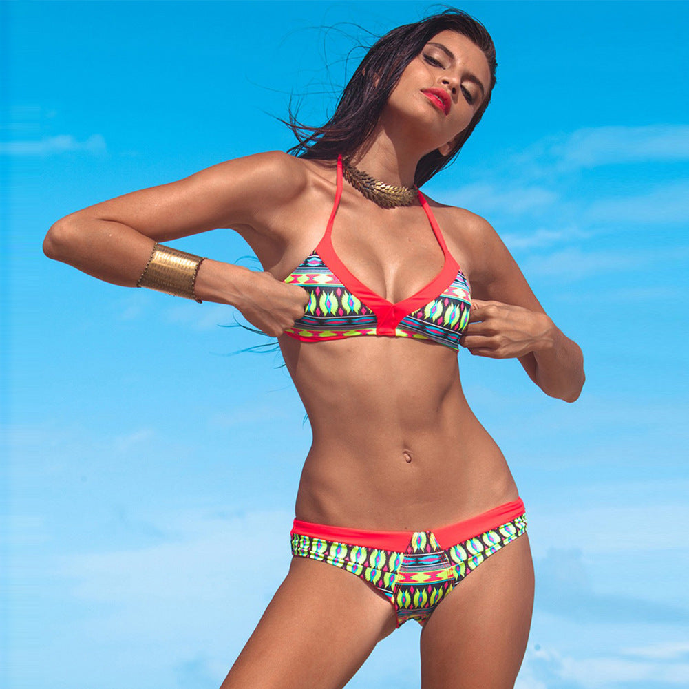 Women's Triangle Bikini with sophisticated color patterns Mune Fashion
