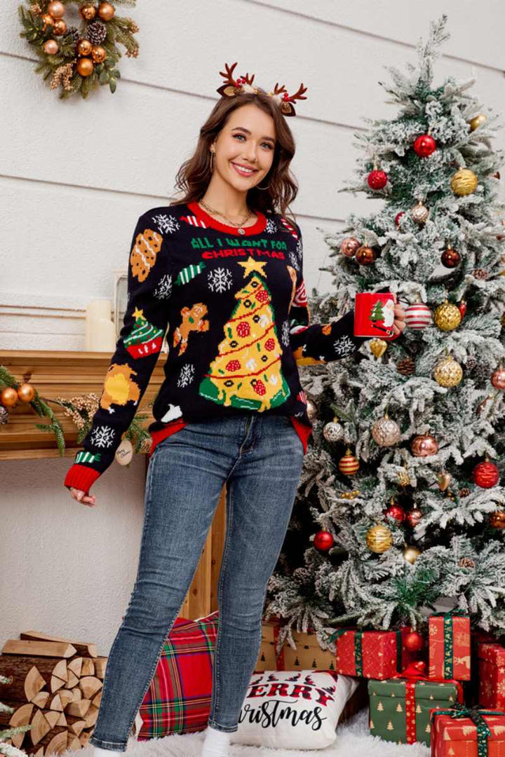 Mune | Casual Crew Neck Sweater with Embroidered Christmas Tree