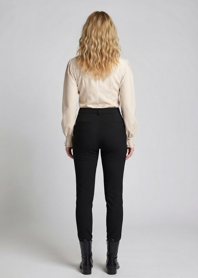 Women's Elegant Ruffle Blouse with High-Quality Lace and Tailored Cut Mune Fashion