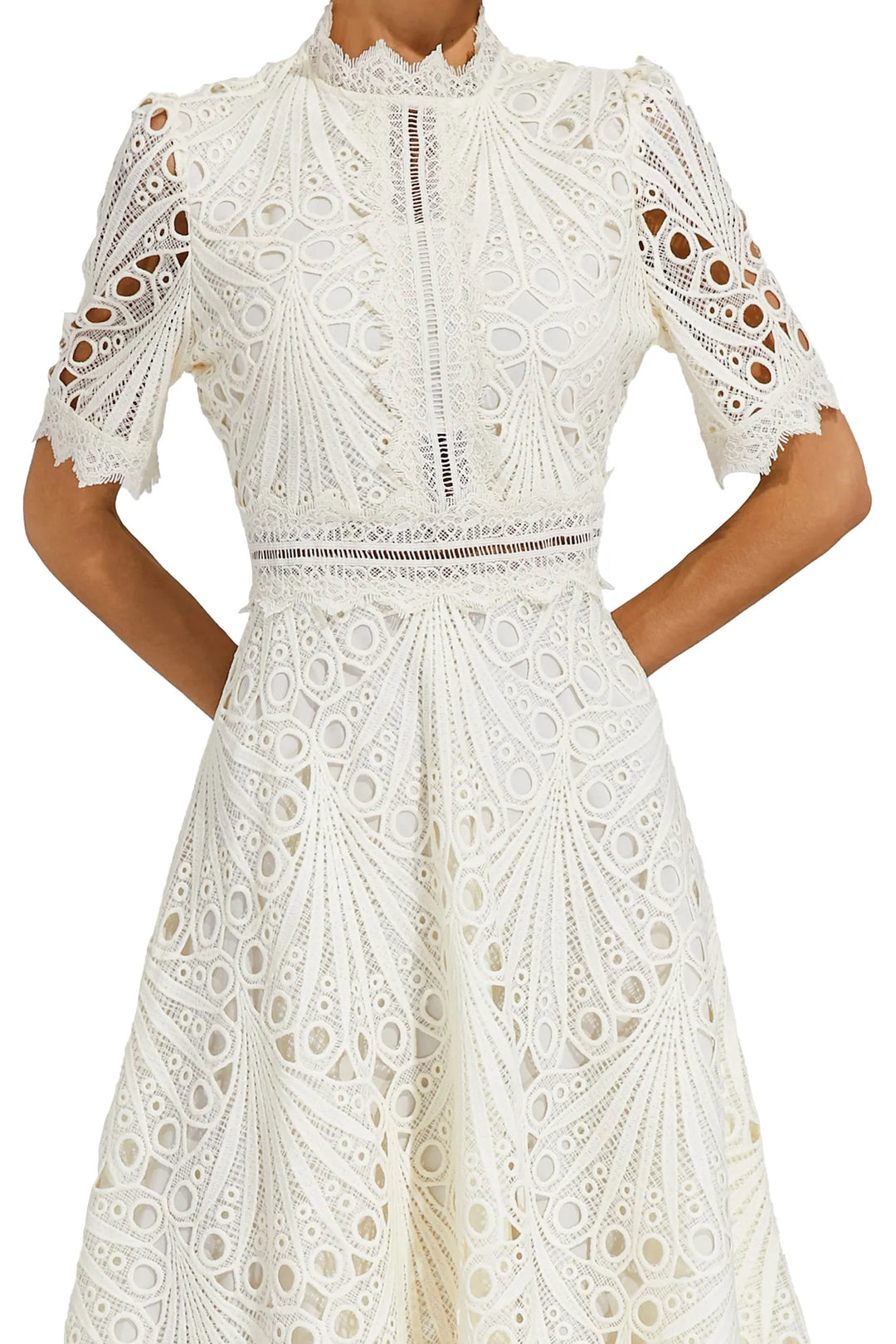 Mune | Elegant Lace Midi Dress for Women